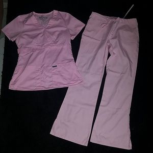 Scrub set